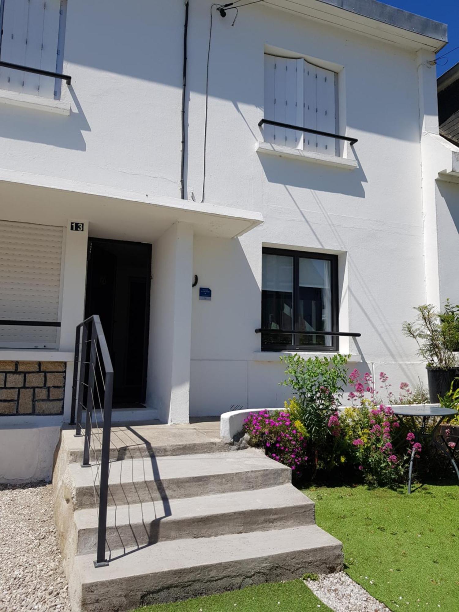 Er Zal Apartment Locmiquelic Phòng bức ảnh